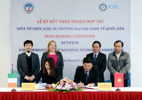 ICDL Việt Nam ký kết Thỏa thuận hợp tác về kỹ năng CNTT chuẩn quốc tế với trường Đại học Kinh tế quốc dân (NEU).